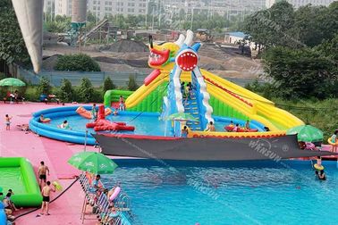 China estilo inflável do dragão e do tubarão do parque de diversões da água das crianças do PVC de 0.9mm fábrica