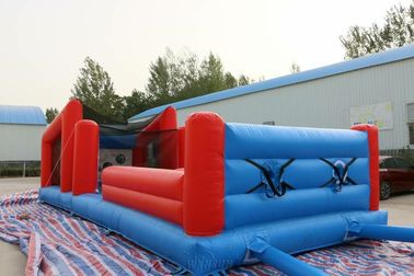 China Material inflável exterior do Pvc dos jogos do handball do tirante com mola para parques de diversões fábrica