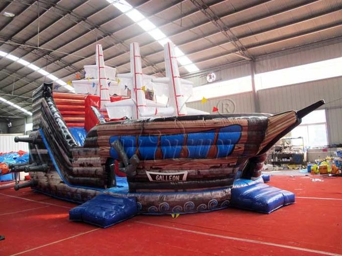 A corrediça seca inflável do estilo do navio de pirata em 10x6x3m/personalizou o tamanho