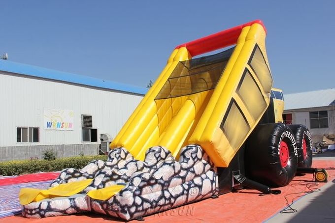 Forma pesada do caminhão basculante das corrediças infláveis das crianças materiais do PVC com jogos de reparação