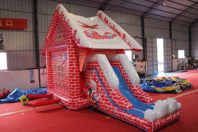 Casa inflável temático do salto com corrediça para a estrutura normal da Noite de Natal