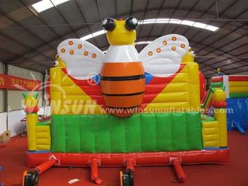 China Mundo inflável do divertimento do tema industrioso das abelhas, campo de jogos da explosão do PVC de 0.9mm fábrica