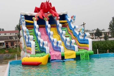 China Corrediça inflável da associação do parque da água da lagosta para adultos/crianças 9x6x8.2m fábrica