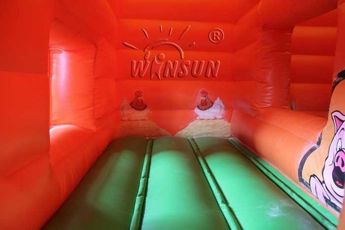 As crianças WSC-263 saltam o trampolim simulado inflável da exploração agrícola da casa com corrediça